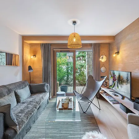 Cosy A Rochebrune, Piscine Et Parking - Fr-1-569-58 Apartman