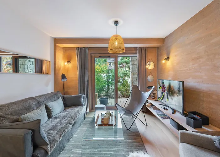 Cosy A Rochebrune, Piscine Et Parking - Fr-1-569-58 Apartman